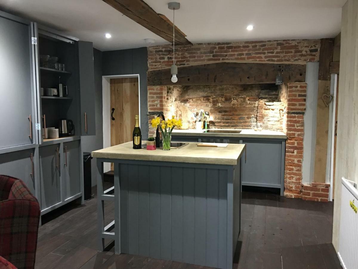 Ferienwohnung Square House Bildeston High Street Ipswich Exterior foto
